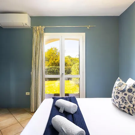 Bados Apts أولبيا